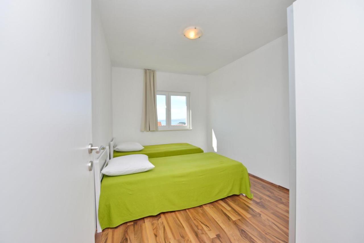 Apartments Verita Pakoštane エクステリア 写真