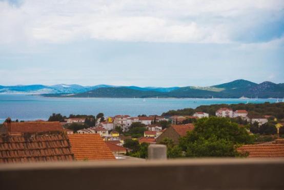 Apartments Verita Pakoštane エクステリア 写真